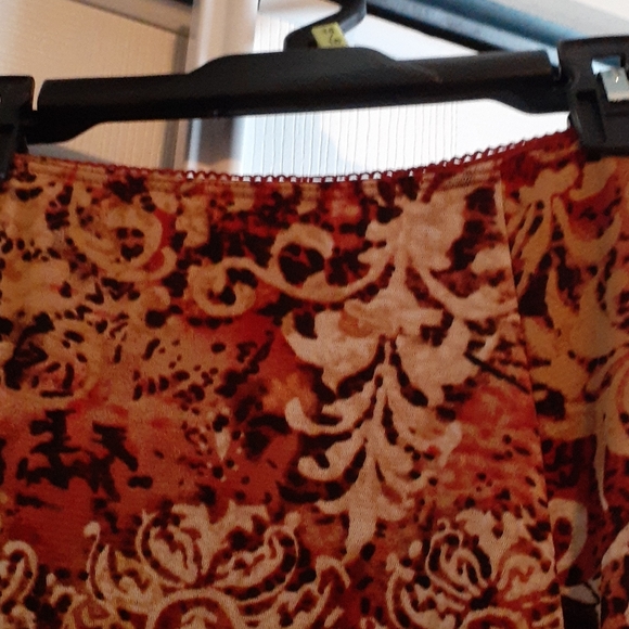 Shirt - Picture 3 of 4